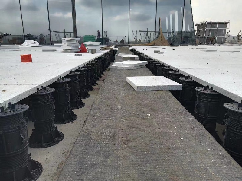 Taurus 180-260mm Adjustable Paving Pedestals