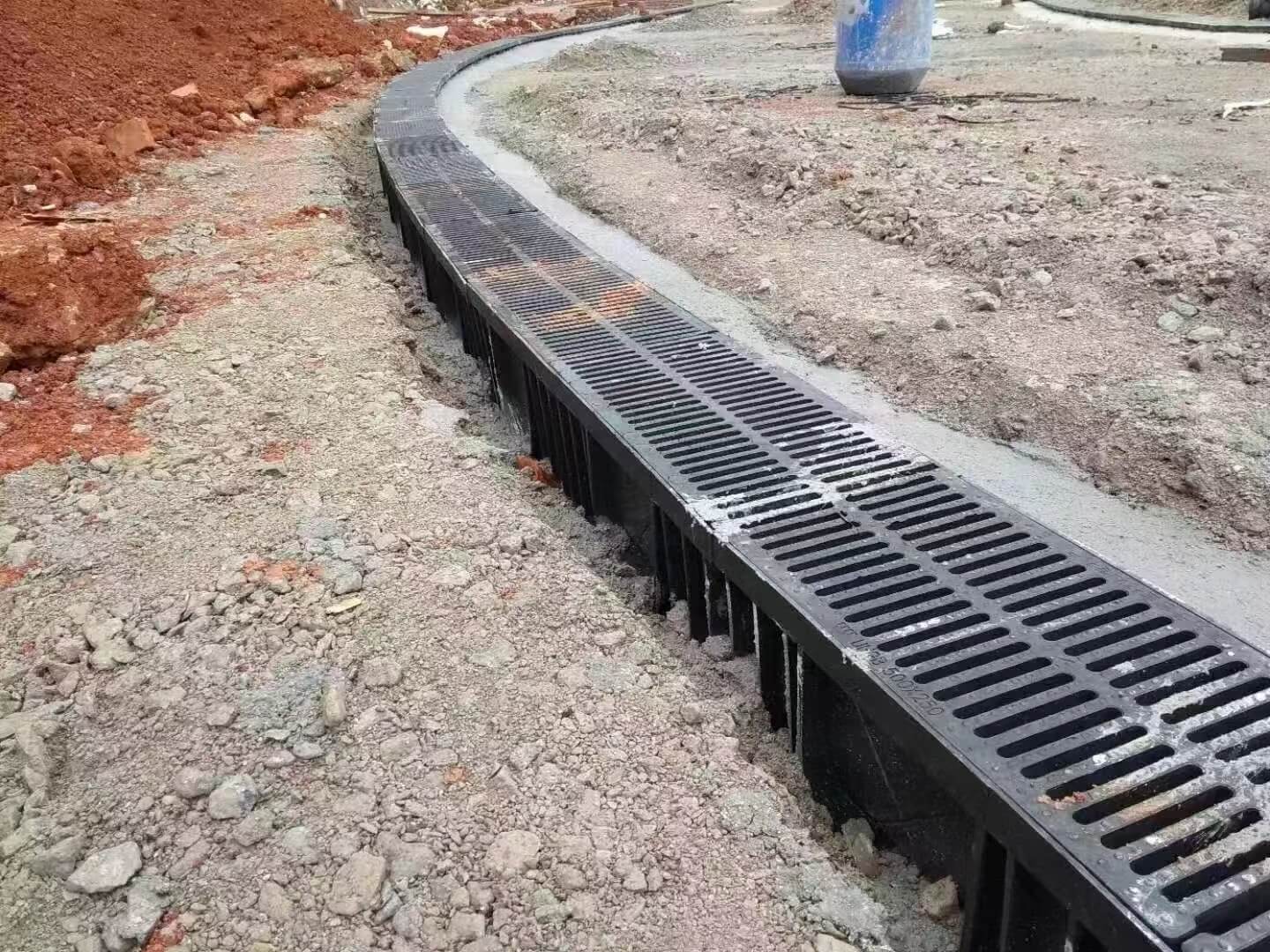 What Is a Linear Drainage System?